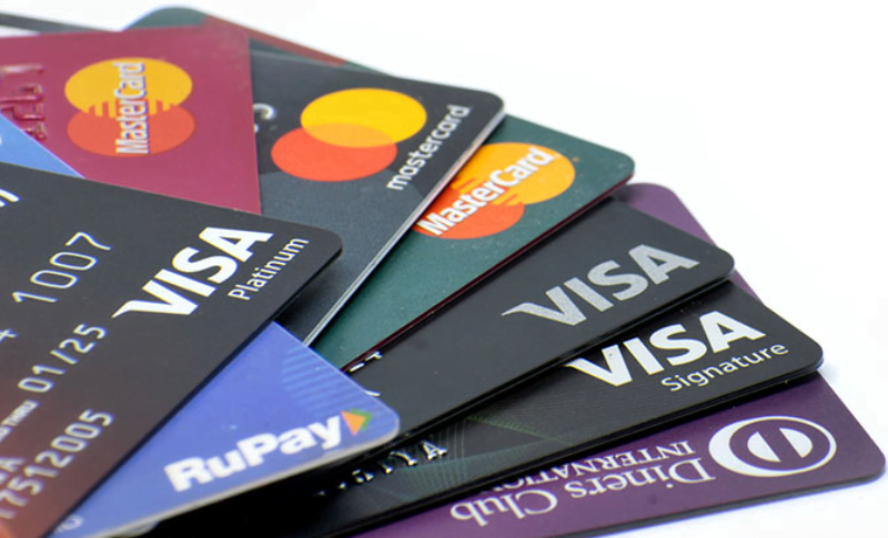 Top 7 Luxury Credit Cards in India Fees, Rewards & Benefits